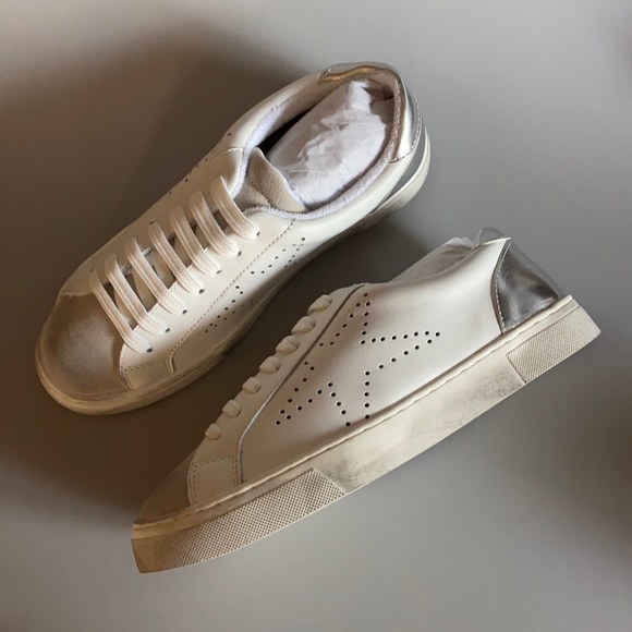 NEW Steve Madden Rezume distressed white sneakers - Picture 4 of 9